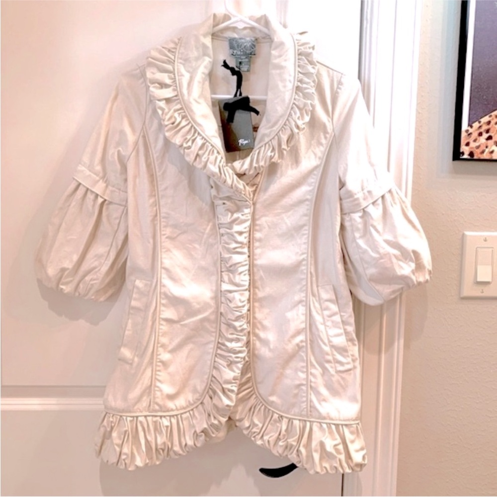 Ryu Anthropologie Ruffled Cream Fall Spring Jacket Size Medium NWT